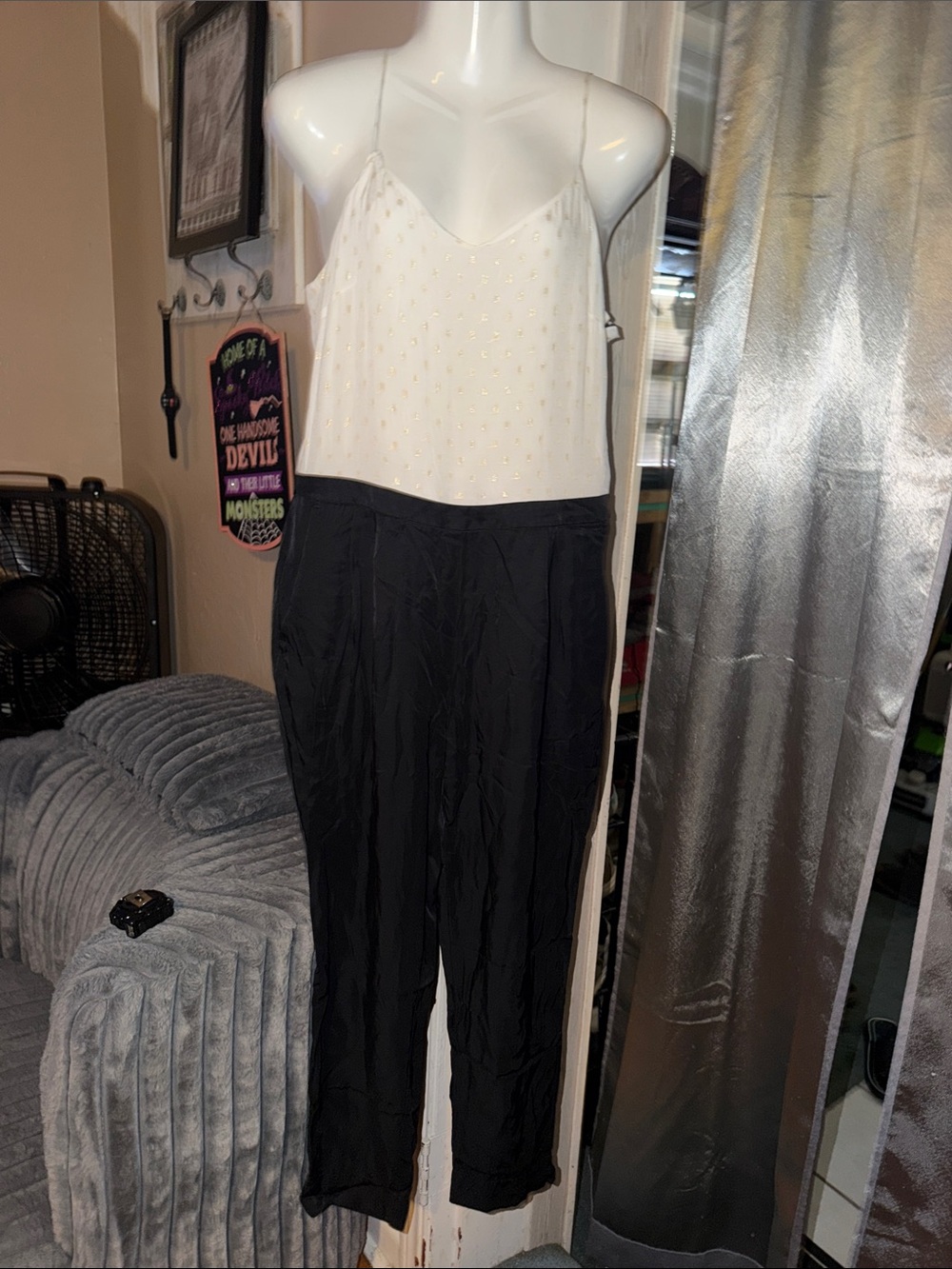 Women's LOFT Gorgeous two-Tone Jumpsuit -Black & Cream size 6 pockets adj straps